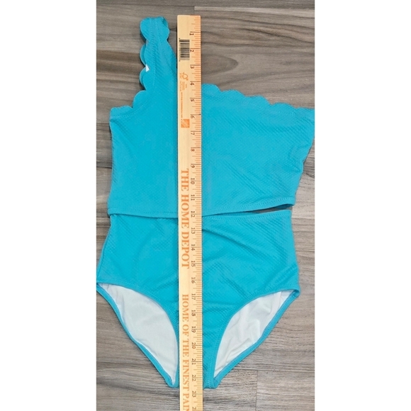 Girls Old Navy One-Piece Swimsuit - Barrier Reef Scalloped Design Size 10 - 12 - Picture 3 of 8